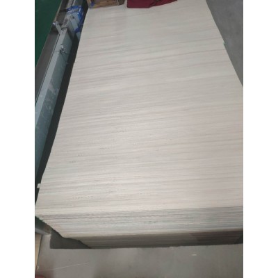 厂家供销横纹科技木木皮，横向科技木木皮20至300丝